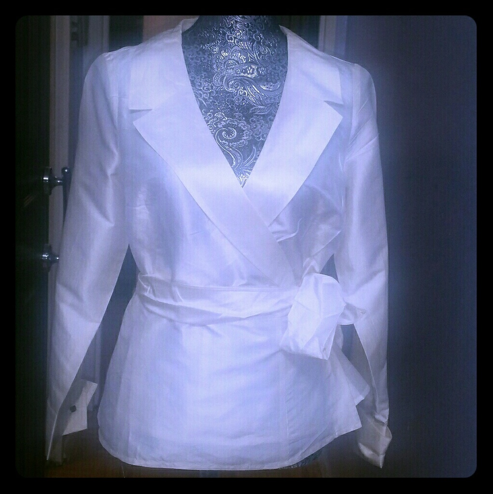 Ann Taylor 100% Silk Dupioni Blouse